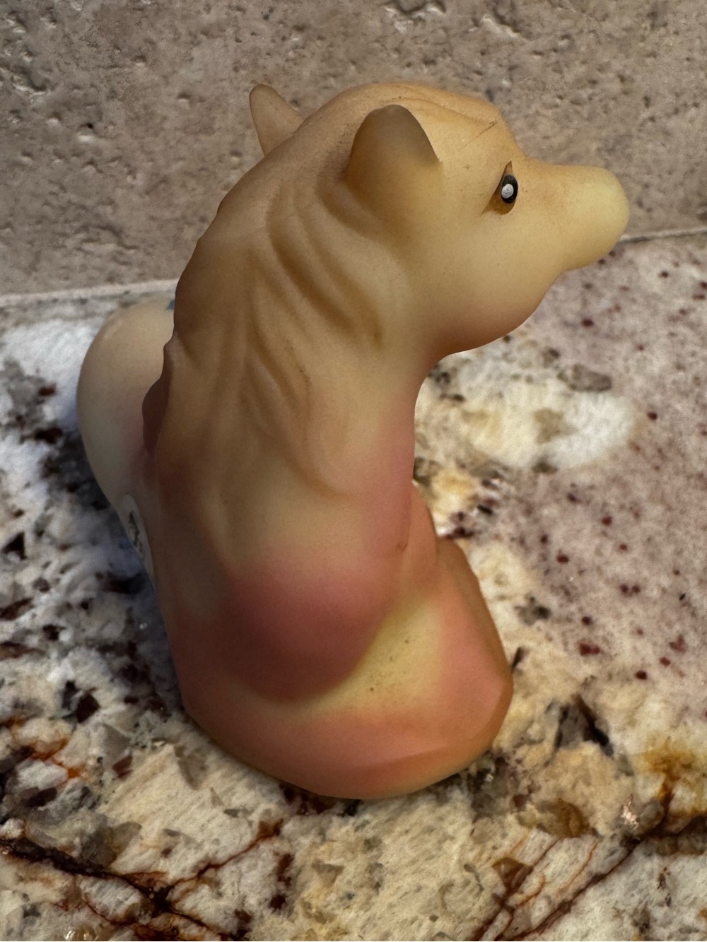Vintage rare Fenton Burmese
Glass Foal Figurine signed hand painted - Picture 4 of 6